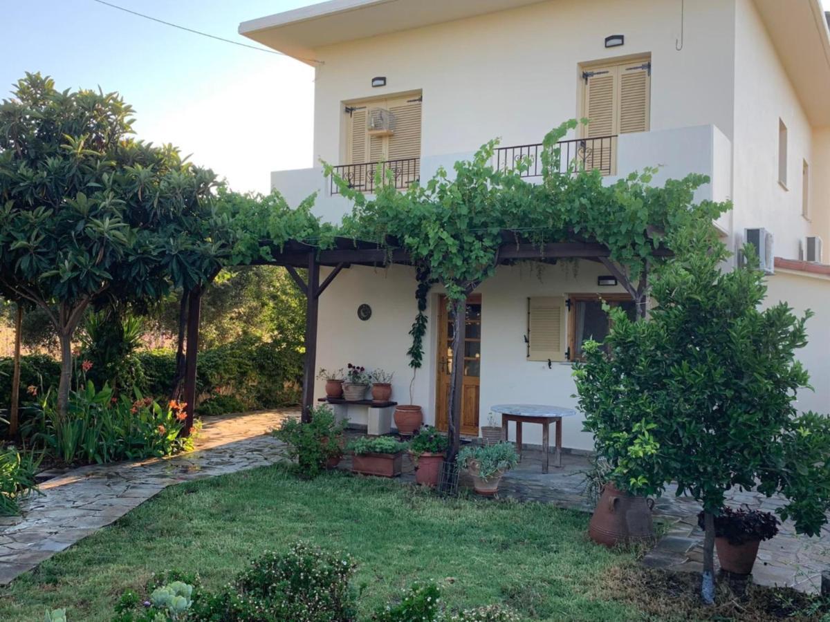 Villa Fatima Vryses Екстер'єр фото